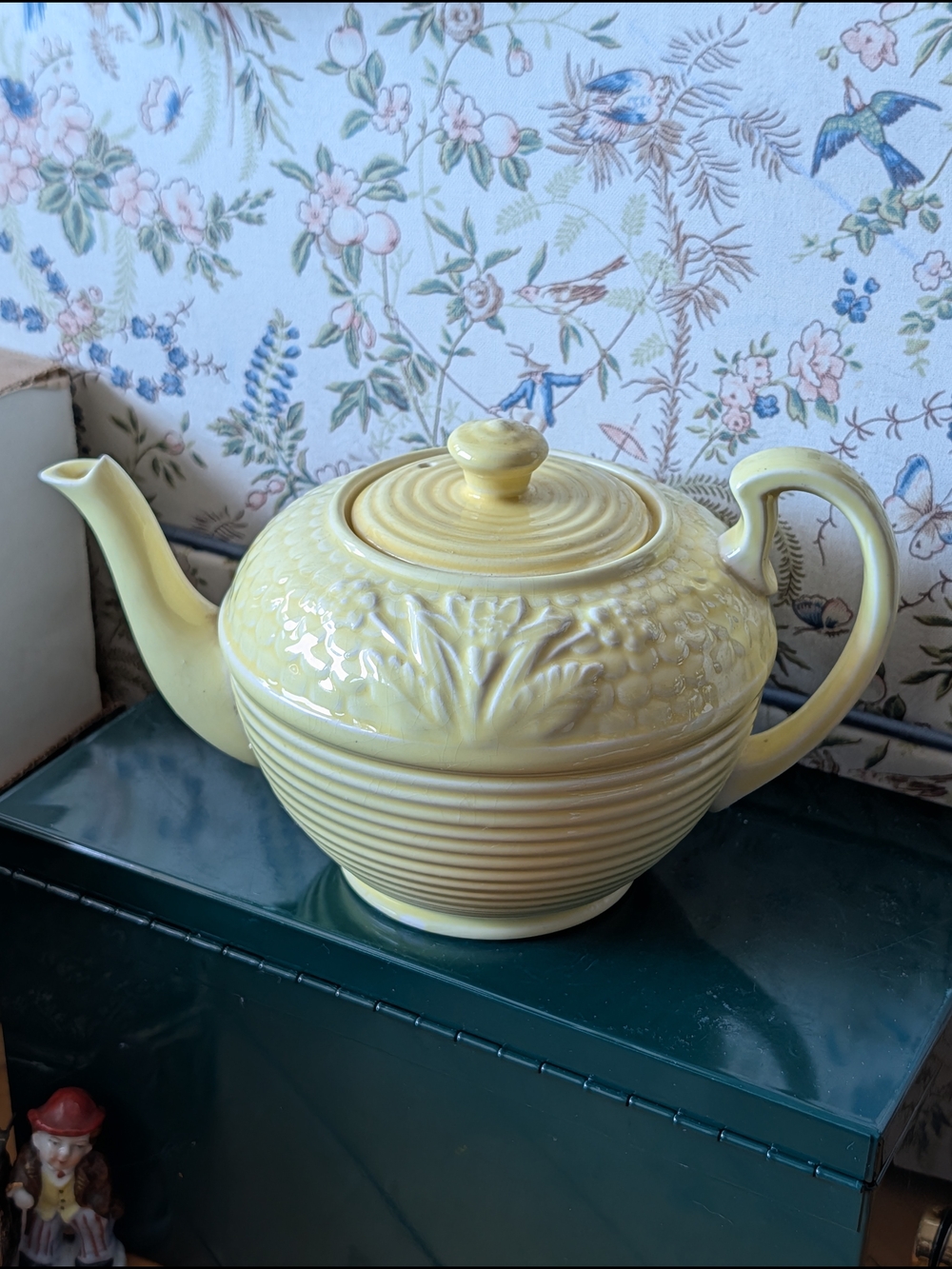 Vtg Teapot
